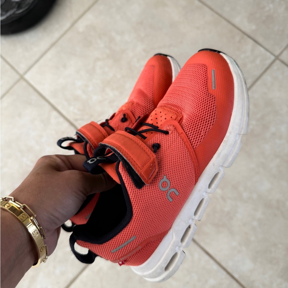 Kids' On Cloud Play Running Sneaker